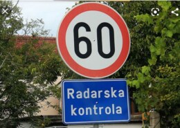 Je li dozvoljeno blicati tj. upozoriti učesnike u saobraćaju na radrsku kontrolu?
